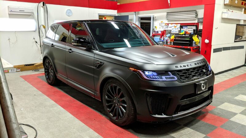 Range Rover SVR Phantom Bk - Concept Wraps